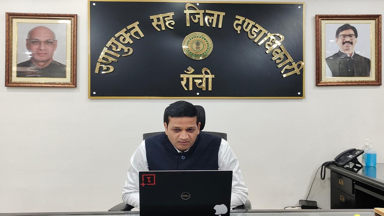 9वीं कक्षा से ऊपर के शिक्षकों की प्रतिनियुक्ति रद्द, कोविड टास्क फोर्स की बैठक में DC ने दिया ये निर्देश