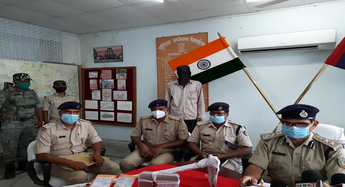 Jharkhand News : झारखंड के सिमडेगा में हत्या की गुत्थी सुलझी, बड़े भाई के मर्डर का आरोपी छोटा भाई गिरफ्तार