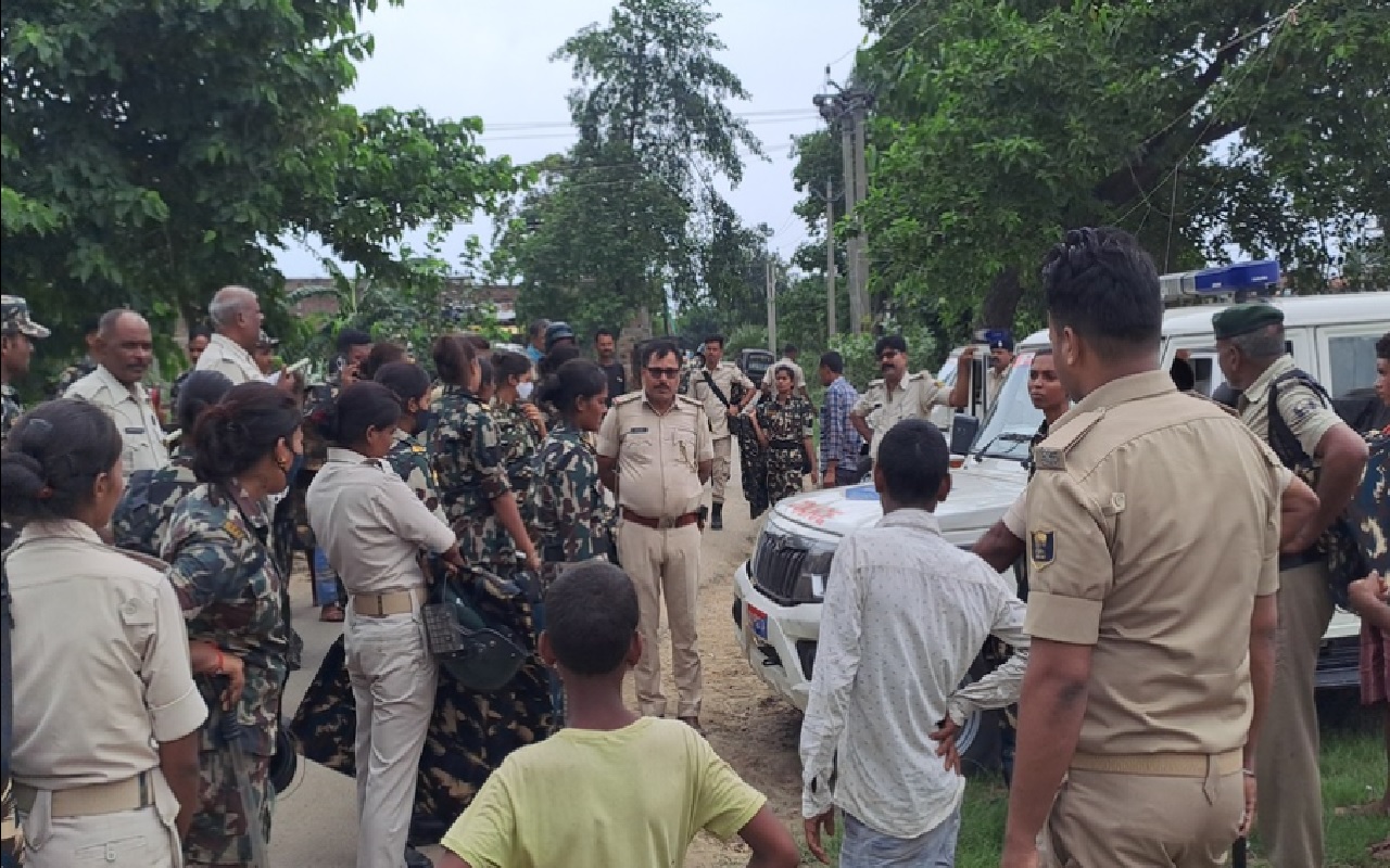 पटना में ट्रिपल मर्डर के पीछे दूध का बकाया, जमीनी विवाद या अवैध संबंध? मकसद का पता लगाने में जुटी पुलिस