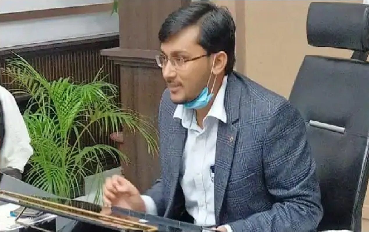 भागलपुर में राजस्वकर्मी व अमीन को सिखाया जायेगा कैथी लिपि, जानें इसके पीछे क्या है प्रशासन की मंशा