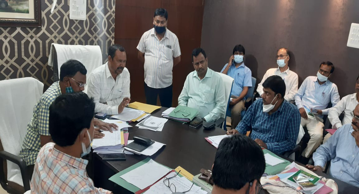 वर्षों से लंबित लोहरदगा-किस्को- रिचुघुटा पथ निर्माण पर झारखंड विधानसभा की प्राक्कलन समिति ने जतायी नाराजगी