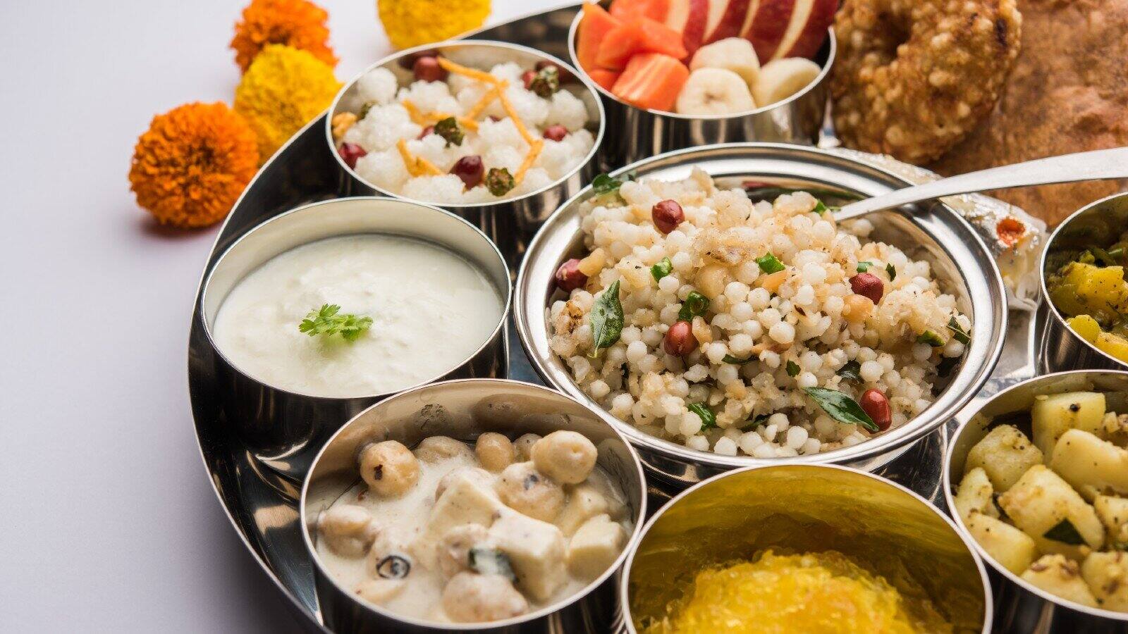 Health News: नवरात्र और रमजान के पाक माह में इन बातों का रखें ख्याल, आस्था के साथ सेहत पर ऐसे दें ध्यान