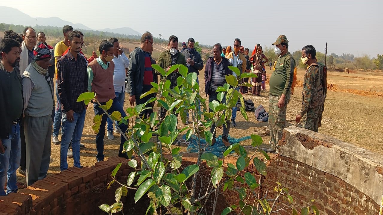 Jharkhand News: लापता दो बिरहोर मजदूरों का शव कुएं से बरामद, इलाके में सनसनी