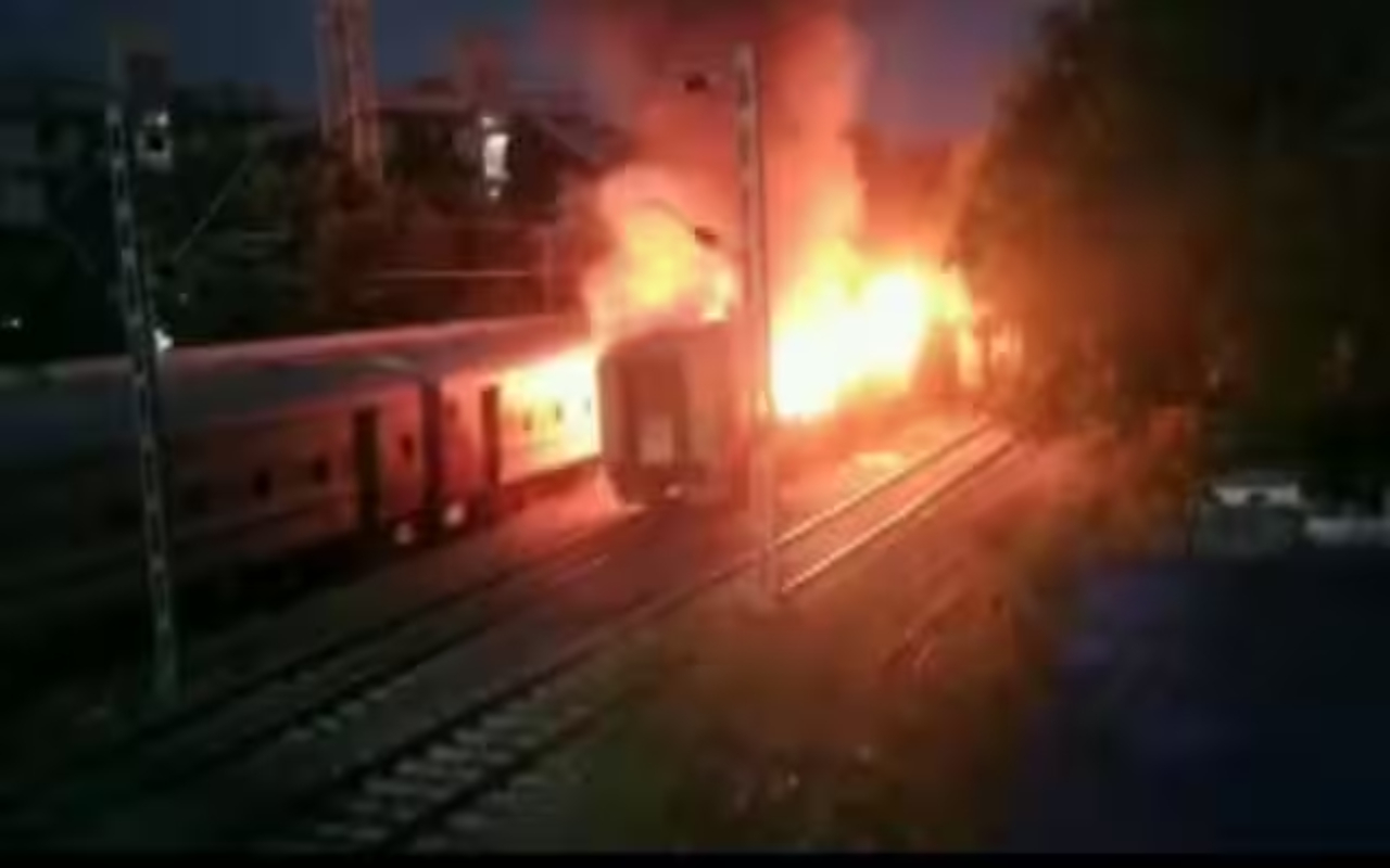 तमिलनाडु ट्रेन हादसा : अवैध सिलेंडर बना नौ तीर्थयात्रियों की मौत का कारण! पढ़ें पूरा मामला
