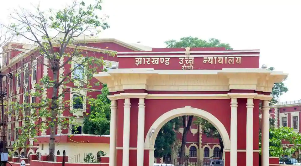 प्रवासी मजदूरों को क्या सुविधाएं दी जा रही हैं : हाइकोर्ट