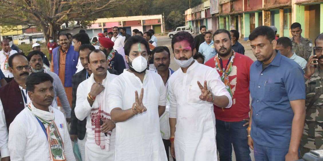 Bermo By Election Result 2020 LIVE :
बेरमो से कांग्रेस प्रत्याशी कुमार जयमंगल की जीत, भाजपा प्रत्याशी योगेश्वर महतो बाटुल को दी शिकस्त