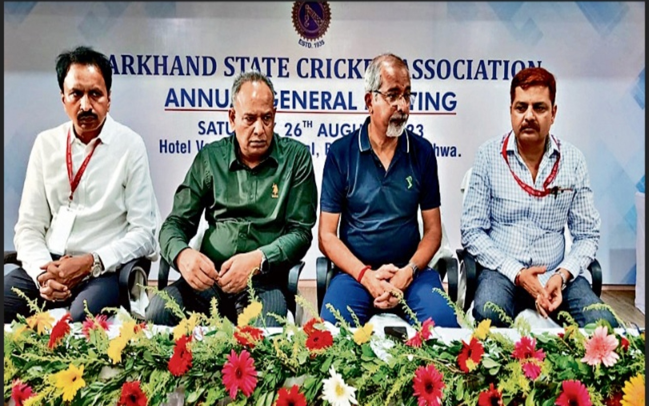 गढ़वा में हंगामेदार रही JSCA की एजीएम, नये सदस्यों को मेंबरशिप देने का हुआ विरोध