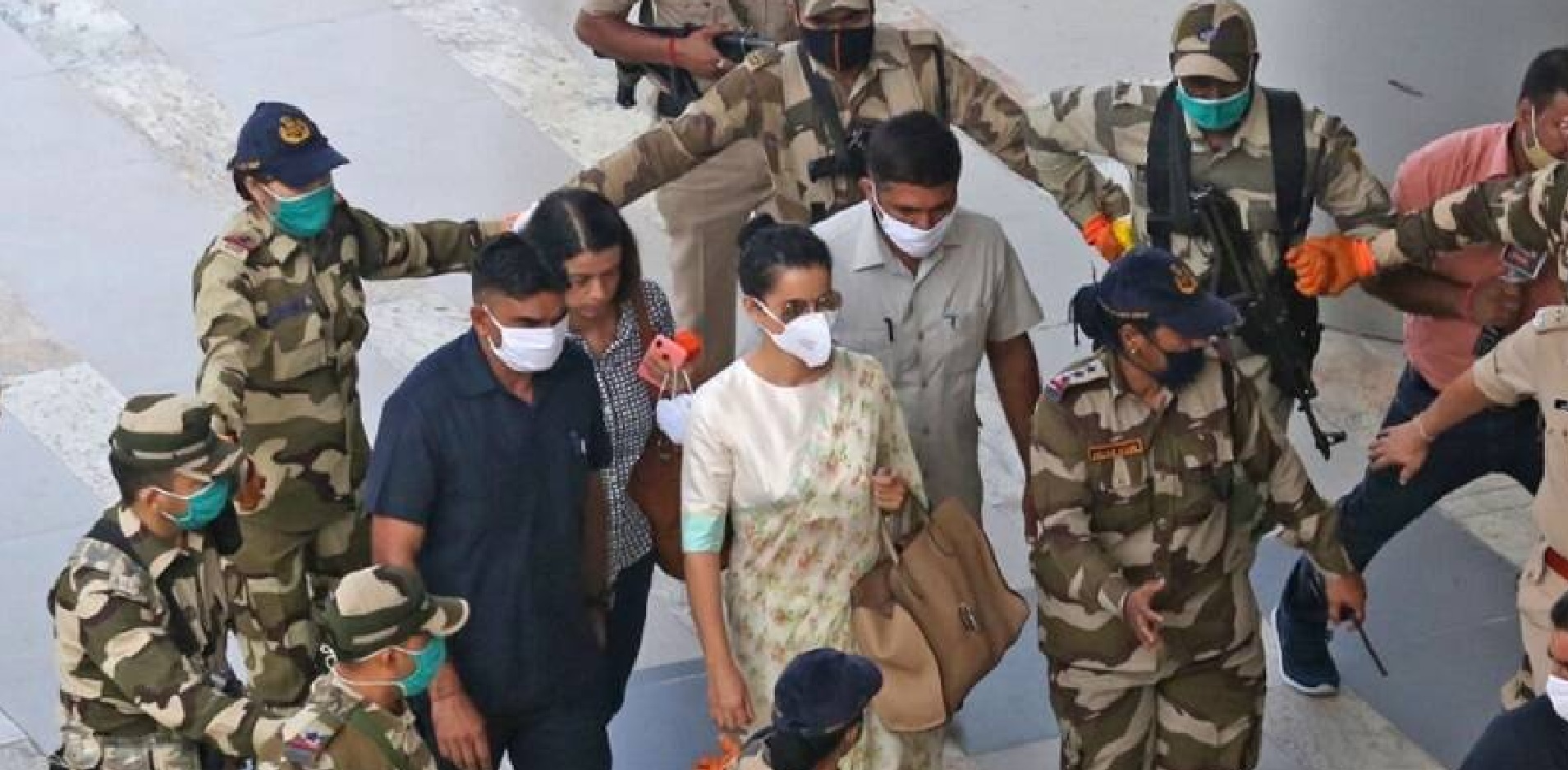 कंगना रनौत ने बीएमसी से मांगा दो करोड़ का मुआवजा, ऑफिस में की गयी थी तोड़फोड़