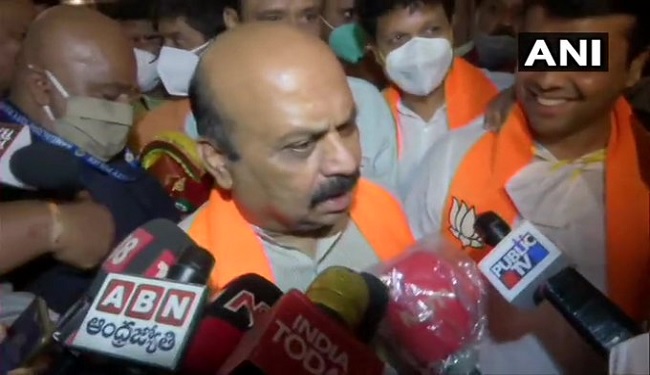 कर्नाटक के नए मुख्यमंत्री बसवराज बोम्मई के पिता भी रहे है सीएम, जानें उनका सियासी सफर