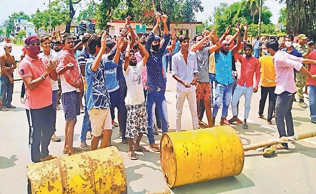 बिहार: शादी से इनकार करने पर प्रेमी के घर प्रेमिका ने जहर खाकर दी जान, युवक गिरफ्तार