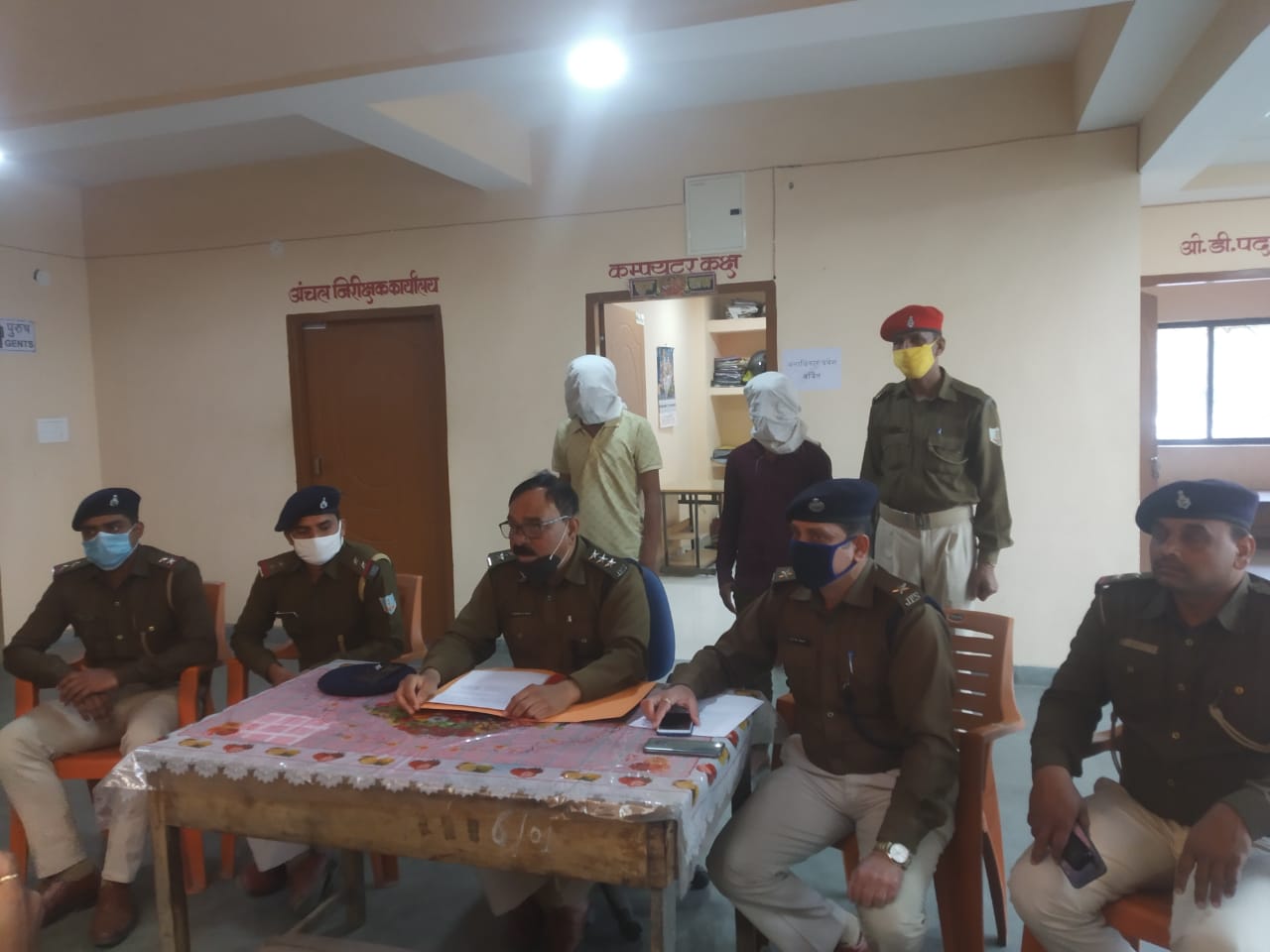 Jharkhand News : अंतरराज्यीय बाइक चोर गिरोह का कोडरमा पुलिस ने किया पर्दाफाश, दो गिरफ्तार, छह मोटर साइकिल बरामद, पढ़िए क्या है बिहार कनेक्शन