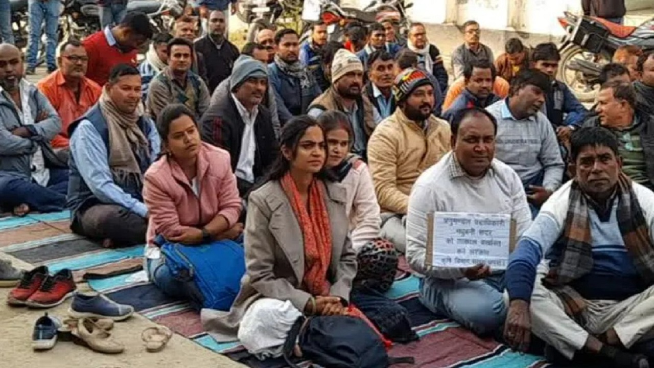 Bihar: कृषि पदाधिकारी से मारपीट मामला गरमाया, SDO की बर्खास्तगी के लिए कर्मियों का हड़ताल जारी
