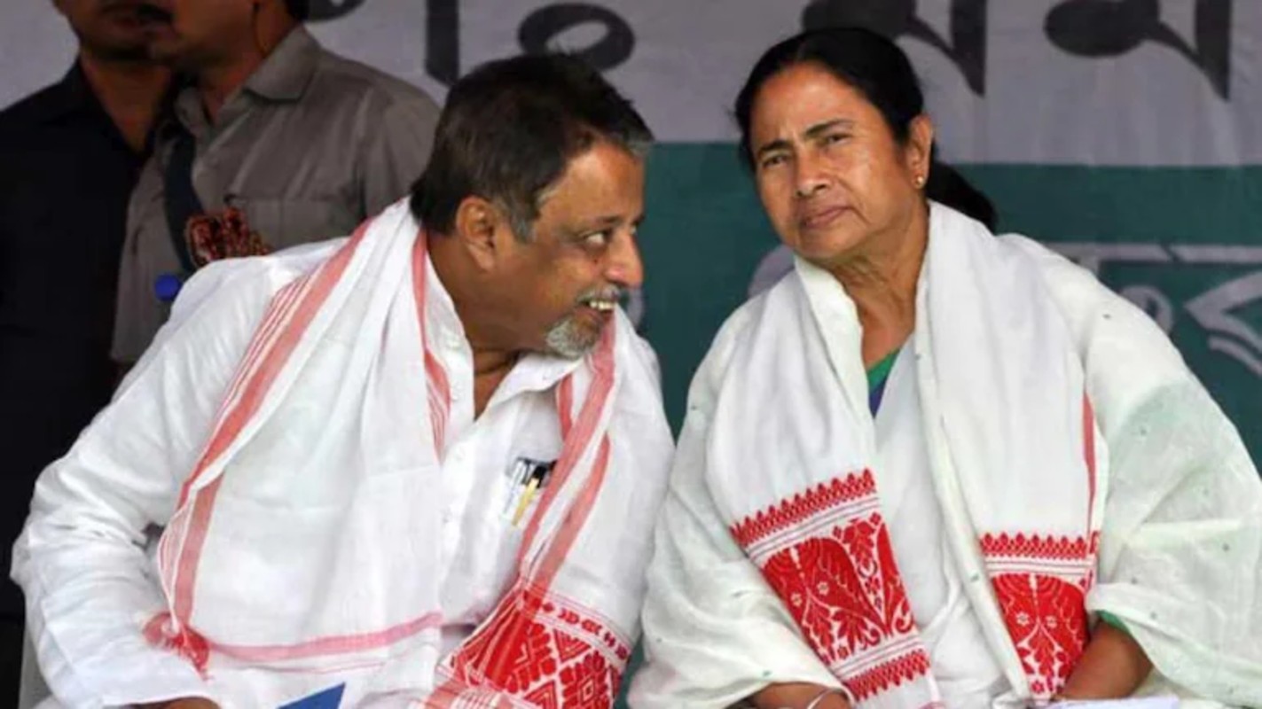 बंद कमरे में ममता बनर्जी के साथ मीटिंग के बाद भाजपा छोड़ तृणमूल में शामिल हुए मुकुल रॉय