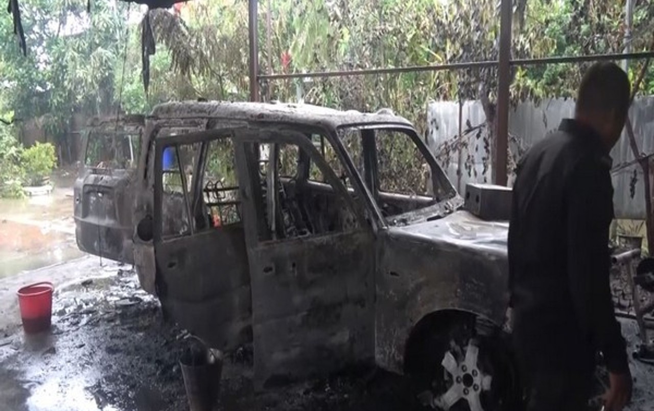 Manipur Violence: केंद्रीय मंत्री के घर में भीड़ ने लगा दी आग, पेट्रोल बम से किया हमला, वीडियो आया सामने