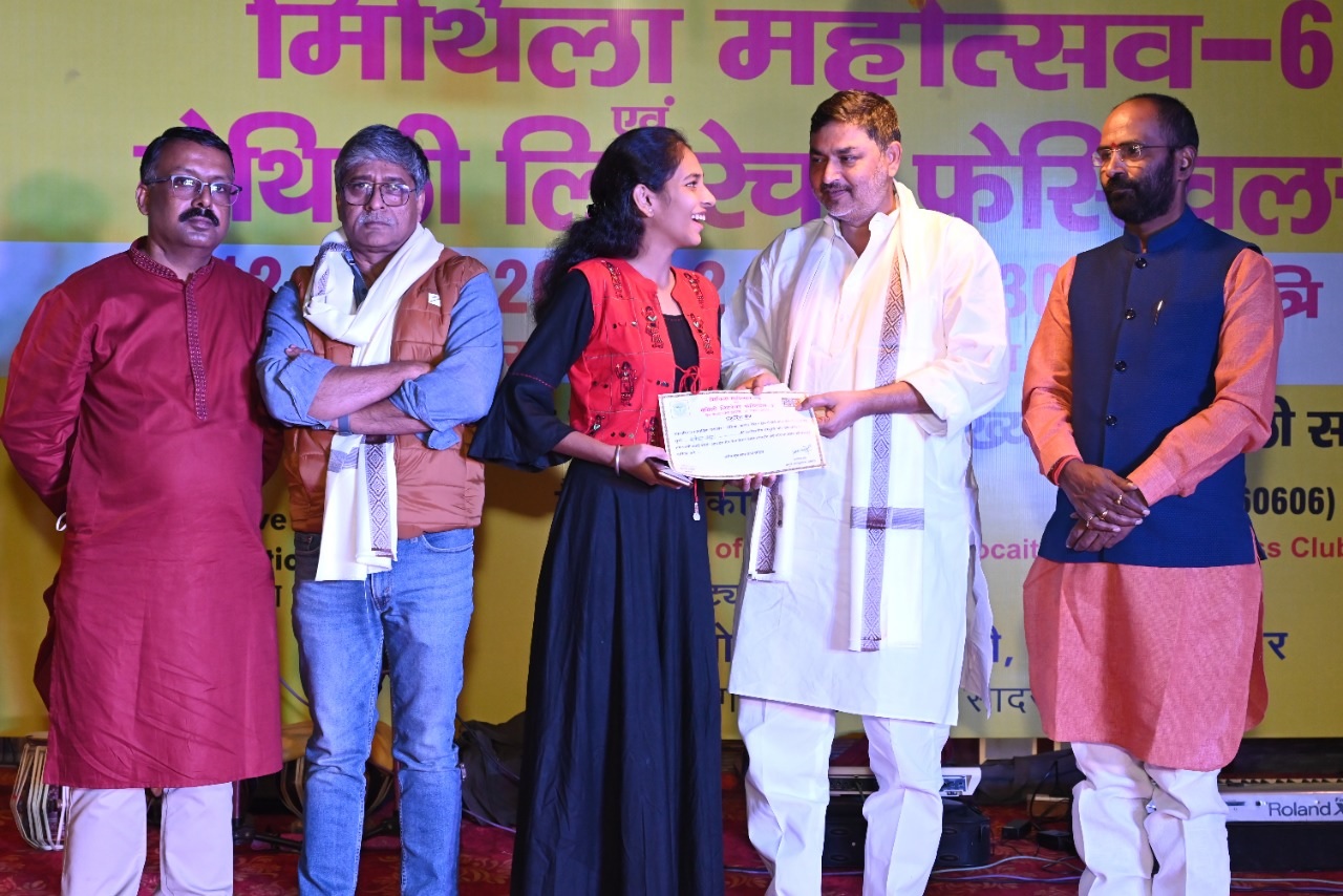 मैथिली को रोजी-रोटी की भाषा बनाने के लिए नेताओं ने दिखाई प्रतिबद्धता, दिल्ली के स्कूलों में पढ़ाने की मांग