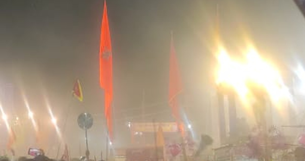 MP News: रामनवमी के जुलूस पर पथराव के बाद खरगोन में कर्फ्यू, पुलिस को आंसू गैस के गोले छोड़ने पड़े