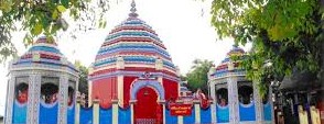 रजरप्पा में मुंडन कराने आये छह माह की बच्ची समेत चार बहे, युवक ने बचायी जान