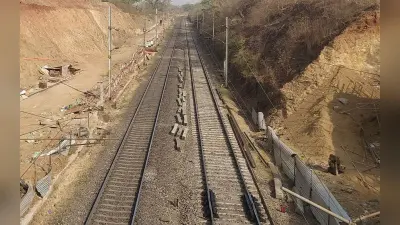 PTR के बीचोबीच गुजरती रेलवे ट्रैक को किया जाएगा डायवर्ट, सर्वे का काम शुरू