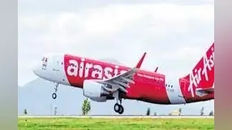 UP News: लखनऊ एयरपोर्ट पर टेक ऑफ कर रहे विमान से टकराया पक्षी, सभी यात्री सुरक्षित