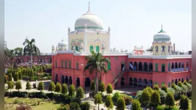 महामारी में लॉकडाउन को मानना शरई लिहाज से जरूरी : दारुल उलूम, अलीगढ़ के मुफ्ती बोले- शब-ए-बरात पर कब्रिस्तानों-मस्जिदों में ना जाएं