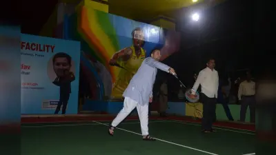 PHOTOS: तेजस्वी यादव ने पटना में पुल के नीचे बने बैडमिंटन कोर्ट का किया उद्घाटन, कहा- खेल पर फोकस करें बच्चे