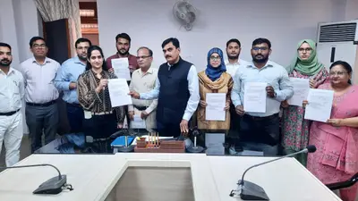 Aligarh News: सरकारी अस्पताल में 10 संविदा डाक्टरों का हुआ नियुक्ति, 37 चिकित्सकों का है इंतजार