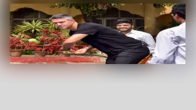 धाकड़ बल्लेबाज केविन पीटरसन ने बच्चों को सिखाया क्रिकेट का गुर, तस्वीरों में देखें बच्चों की ललक…