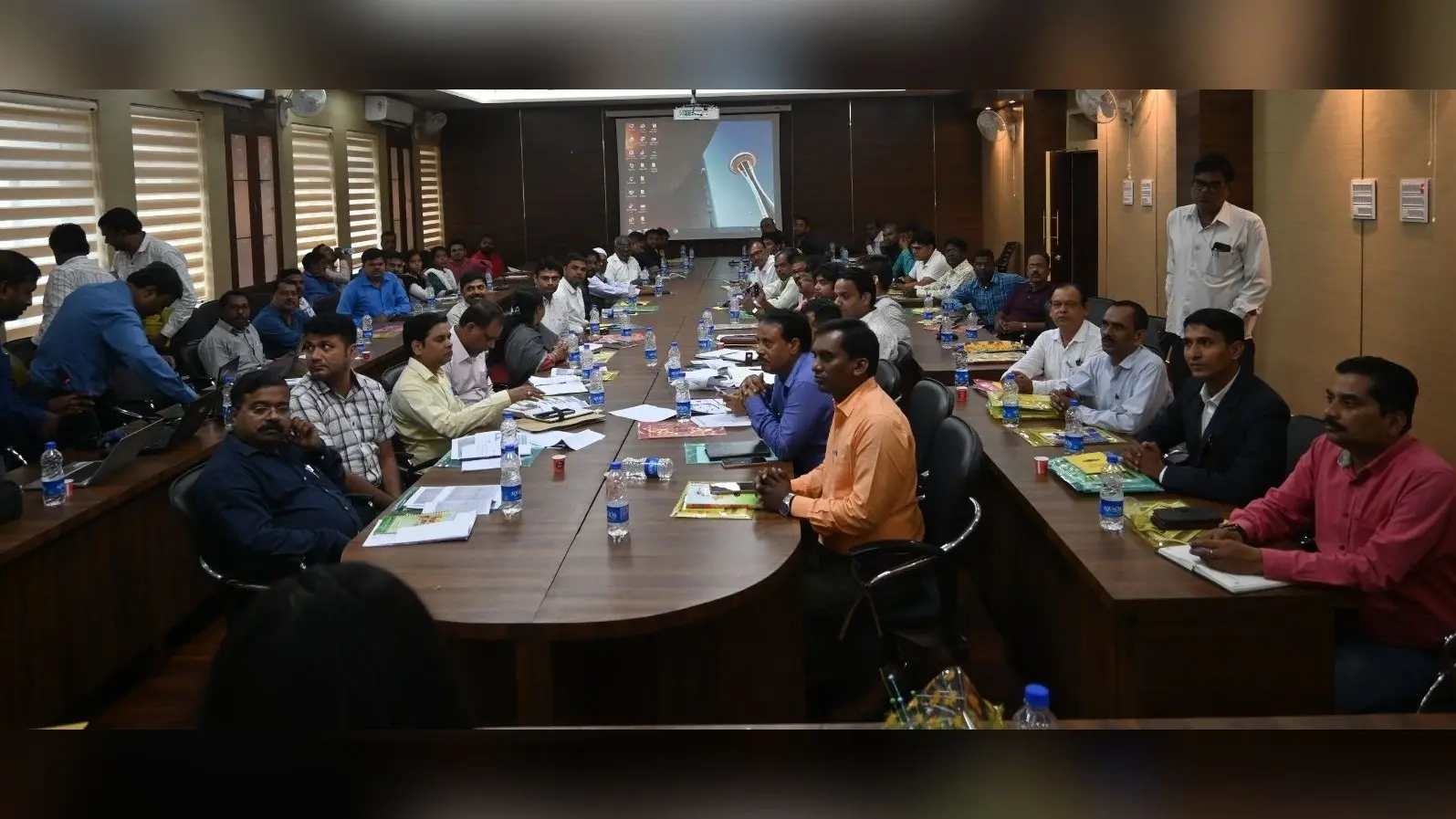 झारखंड राज्य फसल राहत योजना पर कार्यशाला आयोजित, युद्ध स्तर पर होगा भूमि फसल का सत्यापन कार्य
