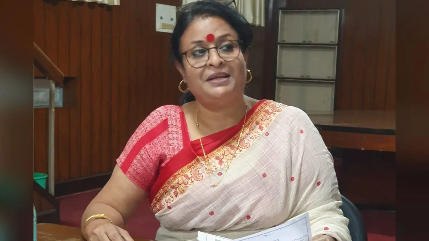 धनबाद : डी- नोबिली सीएमआरआइ की अनोखी पहल, जानें कैसे होगी बुकलेस बैग और कॉपीलेस पढ़ाई