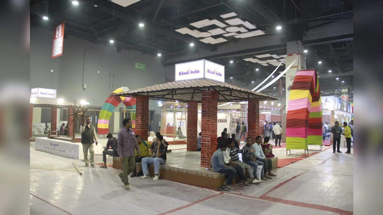 प्रगति मैदान में कल से शुरू होगा अंतर्राष्ट्रीय व्यापार मेला, बिहार झारखंड के कारीगर दे रहे पंडाल को अंतिम रूप