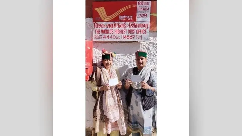 विश्व के सबसे ऊंचे डाकघर हिक्किम से प्रधानमंत्री को भेजा अनूठा पत्र, खत में लिखी ये बात…