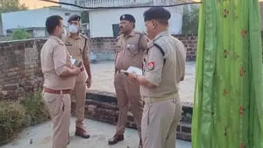 UP Crime: कानपुर देहात में डबल मर्डर से हड़कंप, बुजुर्ग और युवती की चाकू से गोदकर हत्या, दोनों बेटे गिरफ्तार