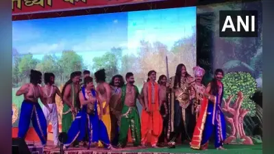 Ayodhya ki Ramleela: रामजन्म की लीला से मंत्रमुग्ध हुए दर्शक, जानें अयोध्या रामलीला में भाव विभोर करने वाला क्या रहा प्रसंग…