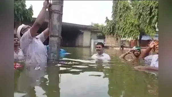 लोकनायक के गांव के तिरंगे का राष्ट्र करेगा वंदन, सिताबदियारा में वर्ष के अंत तक यहां बनने लगेगा तिरंगा
