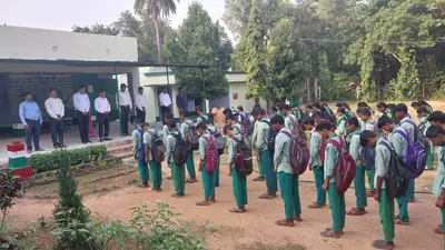 जमशेदपुर : फॉगिंग नहीं होने से मच्छरों का प्रकोप बढ़ा, सालदोहा गांव में डेंगू से छात्रा की हुई मौत