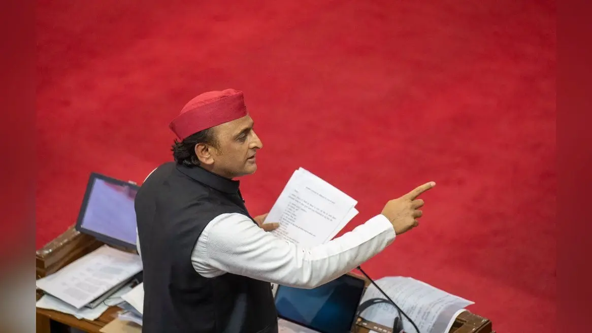 बरेली: विधानसभा में अखिलेश यादव ने आजम खां और विधायक शहजिल इस्लाम का उठाया मुद्दा, सरकार से पूछे ये सवाल