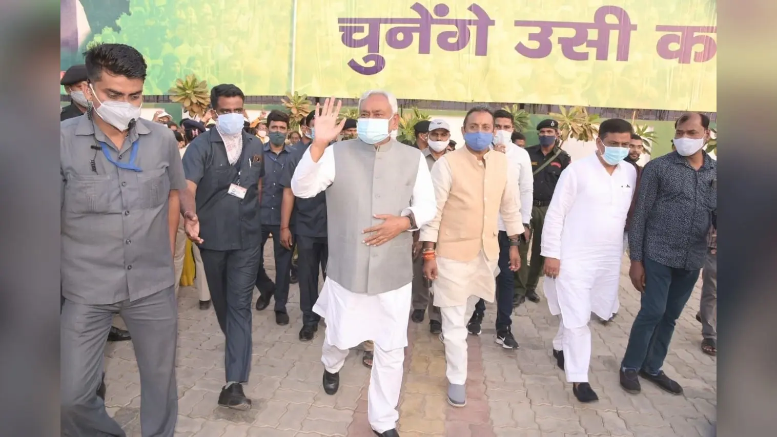 Bihar News: होली नहीं मना पायेगी नीतीश सरकार, मेवालाल के इस्तीफे पर RJD नेता का बड़ा बयान