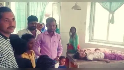 सीतामढ़ी में मिड डे मील खाने के बाद कई बच्चों की तबीयत बिगड़ी, पीएचसी में चल रहा इलाज