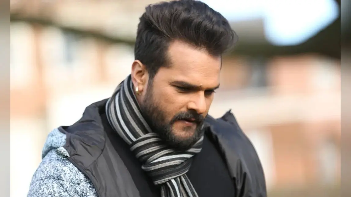 Indigo अधिकारी Rupesh Singh की हत्या से परिवार पर टूटा पहाड़, Khesari Lal Yadav की फेसबुक पोस्ट आपको रुला देगी