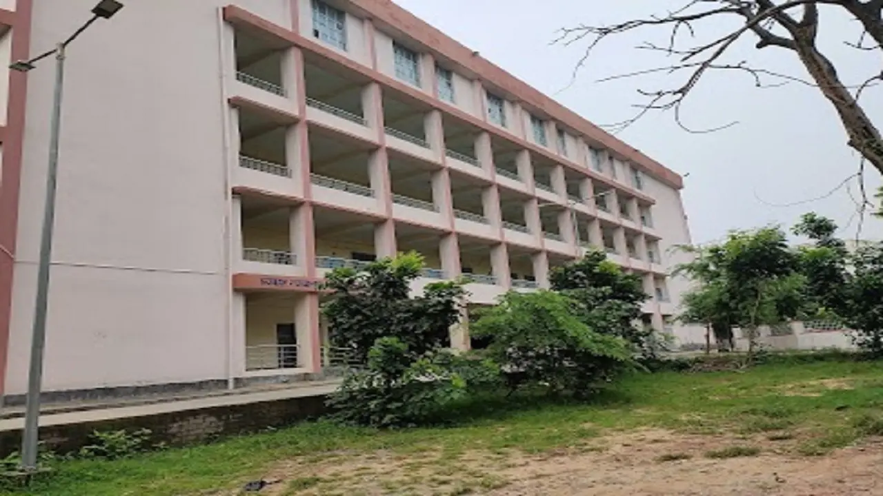 नालंदा में मृत व्यक्ति के आवेदन पर हुई धारा 144 की कार्रवाई, जमीन विवाद में जारी किया गया नोटिस