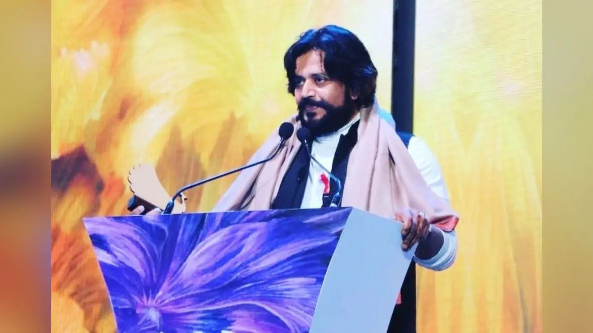 सीता बनने पर पिटाई तो बेटी के लिए बेची जमीन, आज भोजपुरी और बॉलीवुड स्टार रवि किशन का नाम ही काफी है…