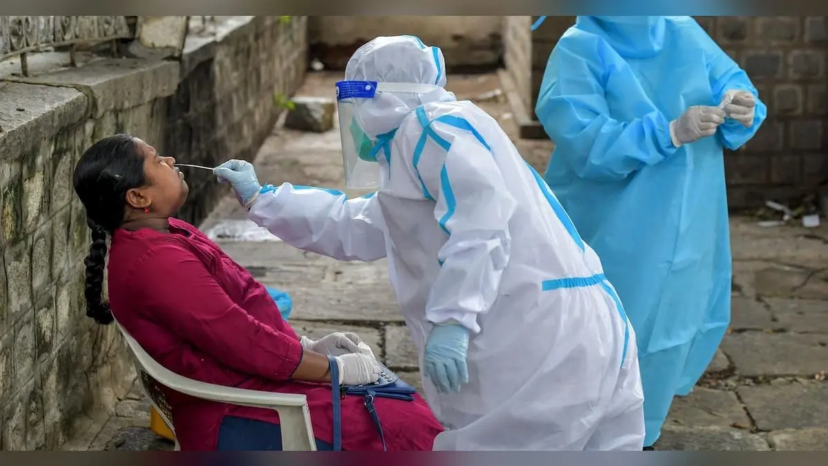 Coronavirus Updates : 24 घंटे में 1172 मरीजों की मौत, करीब 1 लाख नये केस, देश में मरीजों की संख्या 44 लाख के पार