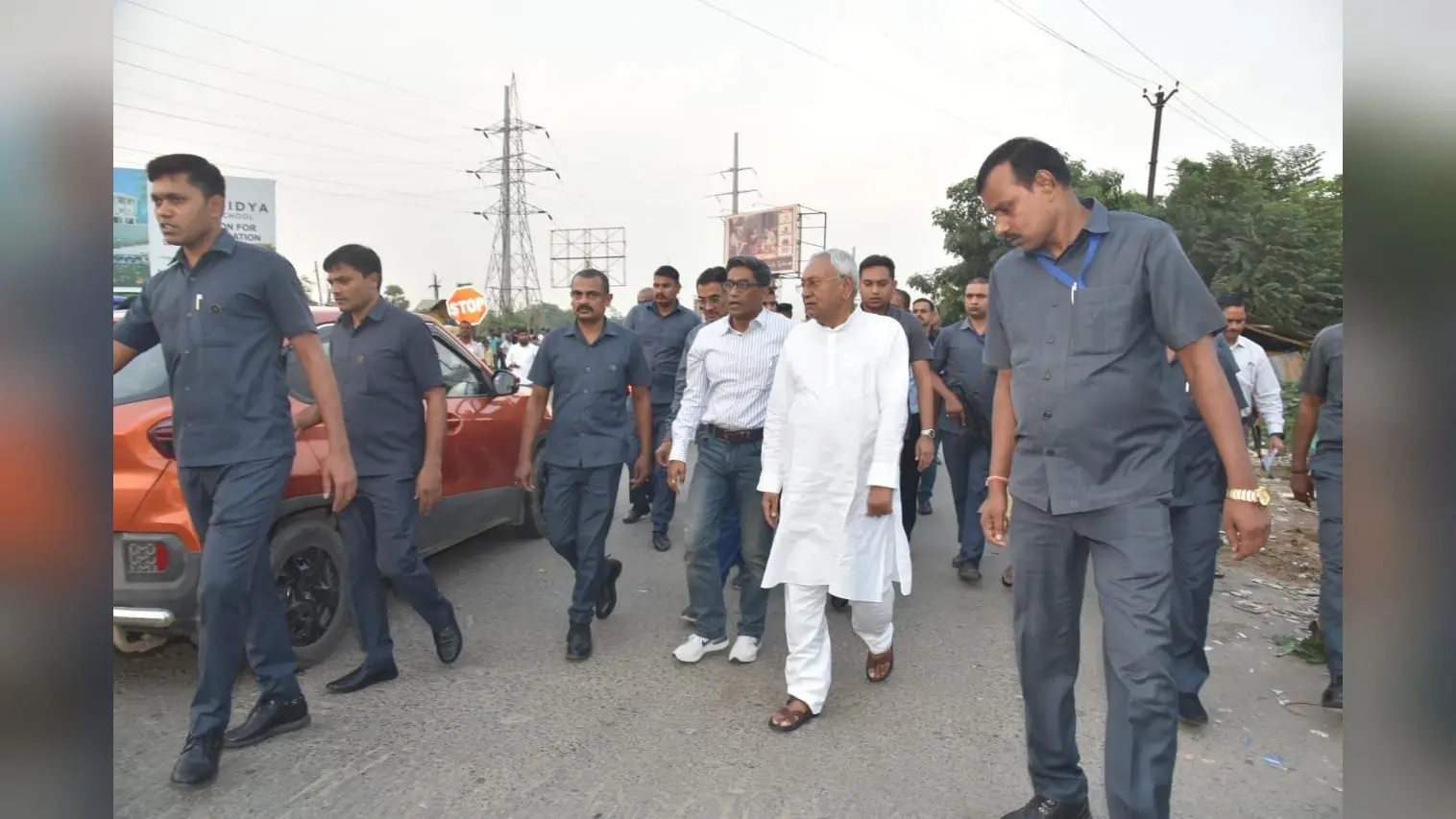 अनिसाबाद-फुलवारी-एम्स एलिवेटेड रोड प्रोजेक्ट देखने पहुंचे सीएम नीतीश कुमार, देखें तस्वीरें