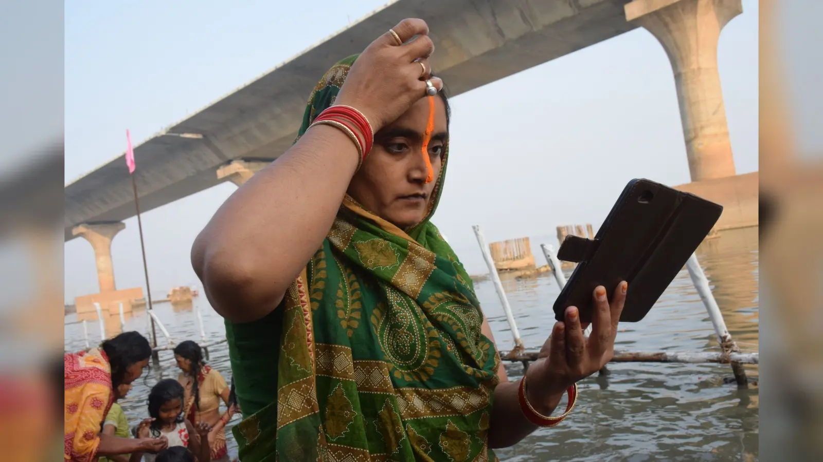 Chhath 2020: घाट गंगा और शहर पटना, घाट-घाट छठ की छटा, खरना पर अद्भुत आस्था का अलौकिक नजारा