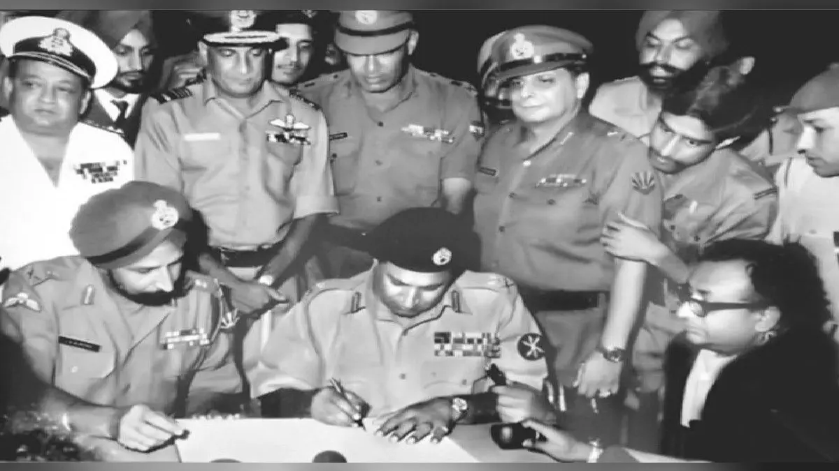 Vijay Diwas 2021: 1971 युद्ध के 50 वर्ष पूरे, 13 दिन भी युद्ध नहीं झेल पाया था पाकिस्तान, डाल दिए थे हथियार