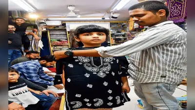 पटना में मीठी ईद की तैयारी शुरू, सब्जी बाग में खरीदारी के लिए उमड़ा लोगों का हुजूम