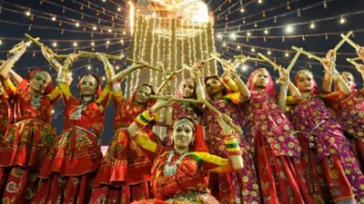 पटना में इन जगहों पर हो रहा है डांडिया नाइट का आयोजन, अल्ताफ राजा से लेकर अक्षरा सिंह तक होंगी शामिल