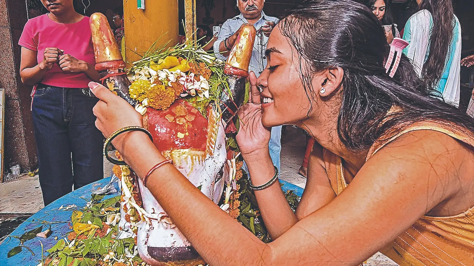 Sawan 2023: सावन में शिव की आराधना में लीन भक्त, हर-हर महादेव से गूंज रहे पटना के शिवालय