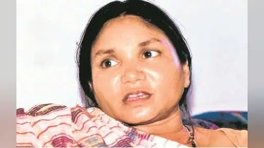 Phoolan Devi की कहानी: जिसने पहले दर्द सहा, फिर बदला लेने के लिए उठा लिया हथियार