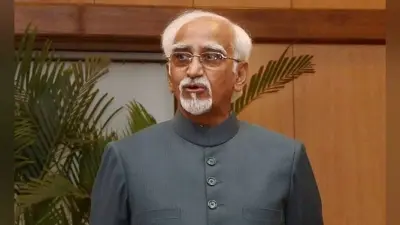 पूर्व उपराष्ट्रपति हामिद अंसारी पर राज्यसभा सांसद का पलटवार- देश में असुरक्षित हैं तो चले जाएं पाकिस्तान